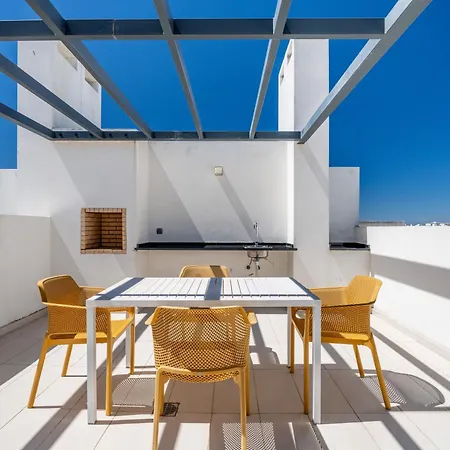2 Quartos Em Com Piscina, 2 Churrasqueiras E Garagem Appartement *