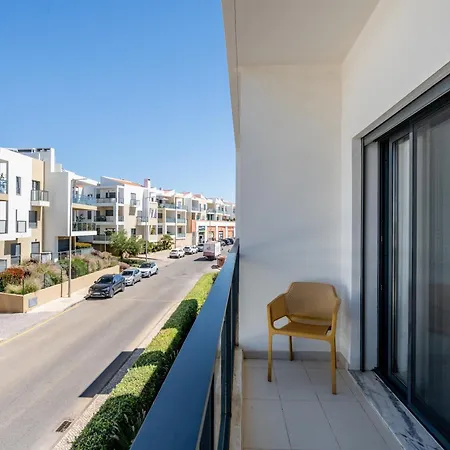 Appartement 2 Quartos Em Com Piscina, 2 Churrasqueiras E Garagem Alvor