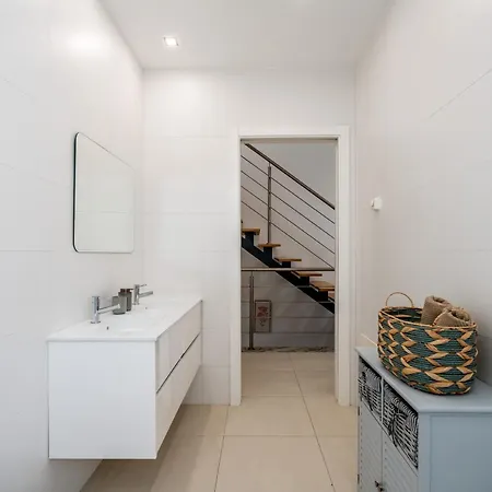 2 Quartos Em Com Piscina, 2 Churrasqueiras E Garagem Appartement